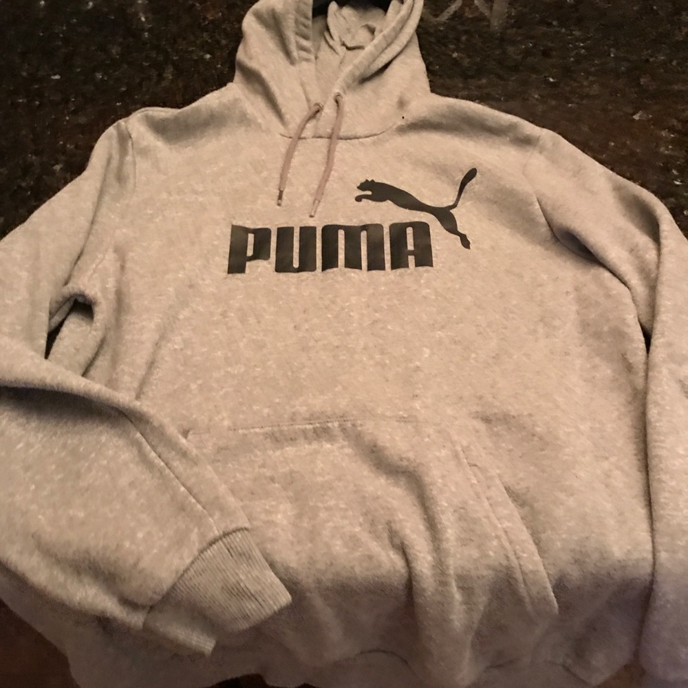 Men’s Medium Puma Hoodie